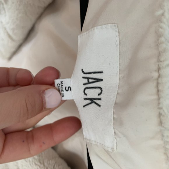 Jack by BB Dakota White Fur Vest - Picture 2 of 3